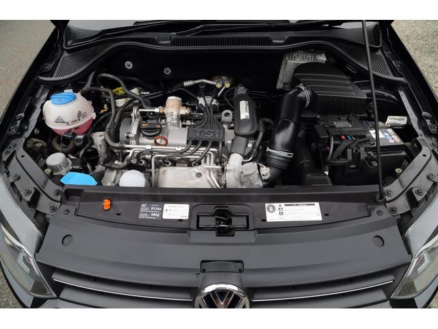 ポロ ＴＳＩコンフォートライン　走行２，７５０ｋｍ　ディーラー整備車両　ディーラー記録簿計１４枚完備（9枚目）