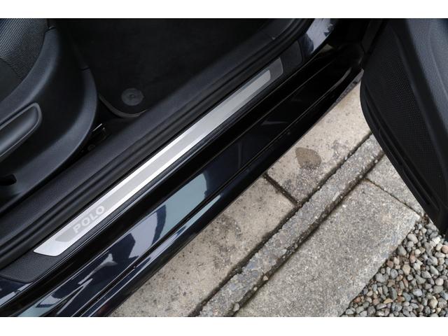 ポロ ＴＳＩコンフォートライン　走行２，７５０ｋｍ　ディーラー整備車両　ディーラー記録簿計１４枚完備（23枚目）