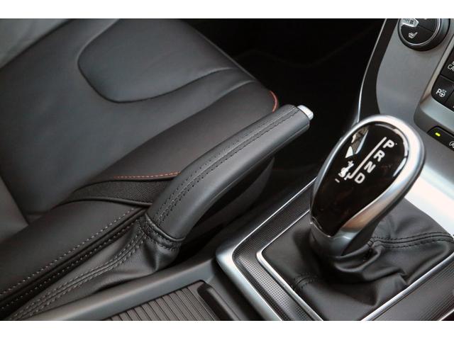 V40 オーシャンレースエディション 150台限定車 走行7,000km(14枚目)