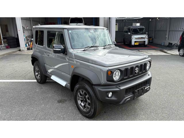 ジムニーシエラ JC 登録済未使用車/ワンオーナー/禁煙車/4WD/スマートキー/アダクティブクルーズコントロール/衝突被害軽減システム/オートライト/LEDヘッドランプ/ヘッドライトウォッシャー/アルミホイール(4枚目)