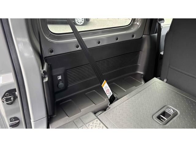 ジムニーシエラ JC 登録済未使用車/ワンオーナー/禁煙車/4WD/スマートキー/アダクティブクルーズコントロール/衝突被害軽減システム/オートライト/LEDヘッドランプ/ヘッドライトウォッシャー/アルミホイール(30枚目)