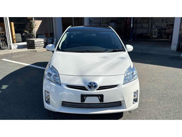 プリウス G サンルーフ/HDDナビ/バックカメラ/バックフォグ/ETC/オートクルーズコントロール/TV/CD/DVD再生/アルミホイール/スマートキー/電動格納ミラー/USB ミュージックプレイヤー接続可(6枚目)