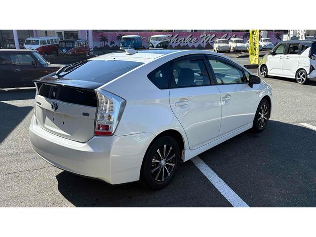 プリウス G サンルーフ/HDDナビ/バックカメラ/バックフォグ/ETC/オートクルーズコントロール/TV/CD/DVD再生/アルミホイール/スマートキー/電動格納ミラー/USB ミュージックプレイヤー接続可(9枚目)