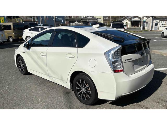 プリウス G サンルーフ/HDDナビ/バックカメラ/バックフォグ/ETC/オートクルーズコントロール/TV/CD/DVD再生/アルミホイール/スマートキー/電動格納ミラー/USB ミュージックプレイヤー接続可(11枚目)