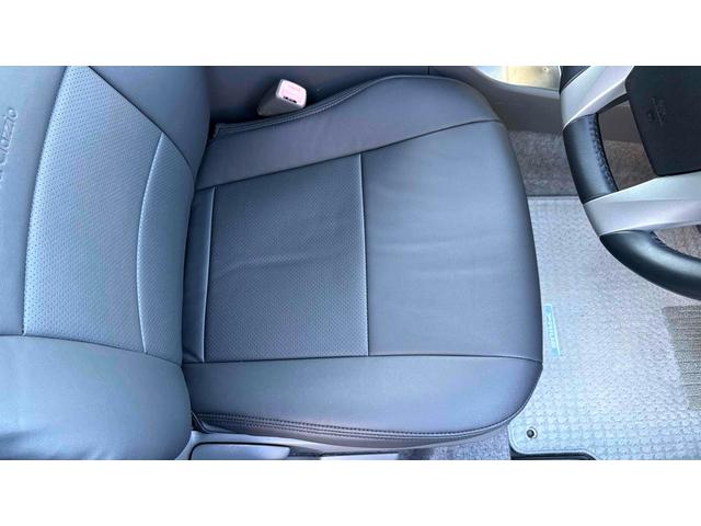 プリウス G サンルーフ/HDDナビ/バックカメラ/バックフォグ/ETC/オートクルーズコントロール/TV/CD/DVD再生/アルミホイール/スマートキー/電動格納ミラー/USB ミュージックプレイヤー接続可(44枚目)