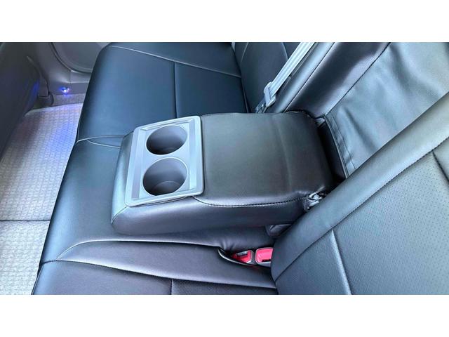 プリウス G サンルーフ/HDDナビ/バックカメラ/バックフォグ/ETC/オートクルーズコントロール/TV/CD/DVD再生/アルミホイール/スマートキー/電動格納ミラー/USB ミュージックプレイヤー接続可(53枚目)