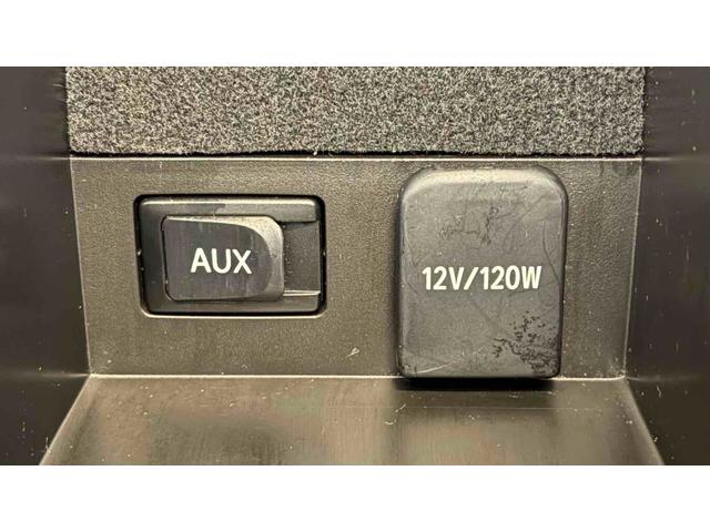 プリウス G サンルーフ/HDDナビ/バックカメラ/バックフォグ/ETC/オートクルーズコントロール/TV/CD/DVD再生/アルミホイール/スマートキー/電動格納ミラー/USB ミュージックプレイヤー接続可(69枚目)