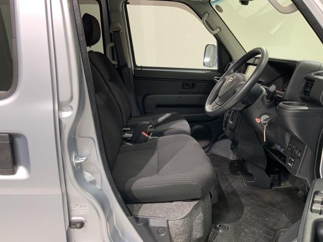 ハイゼットカーゴ クルーズSAIII 最長5年保証 ナビ TV Rカメラ CD録音 DVD 衝突軽減B ETC LEDライト 横滑り防止 キ-レス 整備記録簿 ドアバイザ- Wエアバッグ エアコン 横滑防止装置 Bカメラ エアバック(14枚目)