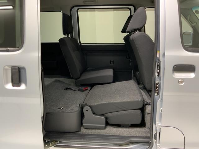 ハイゼットカーゴ クルーズSAIII 最長5年保証 ナビ TV Rカメラ CD録音 DVD 衝突軽減B ETC LEDライト 横滑り防止 キ-レス 整備記録簿 ドアバイザ- Wエアバッグ エアコン 横滑防止装置 Bカメラ エアバック(31枚目)