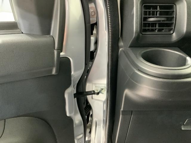 ハイゼットカーゴ クルーズSAIII 最長5年保証 ナビ TV Rカメラ CD録音 DVD 衝突軽減B ETC LEDライト 横滑り防止 キ-レス 整備記録簿 ドアバイザ- Wエアバッグ エアコン 横滑防止装置 Bカメラ エアバック(41枚目)