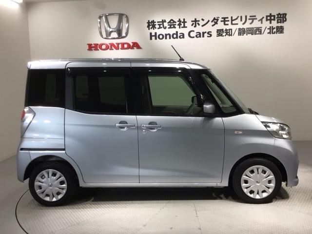 専門業者にて内外装のクリーニングを実施しております！