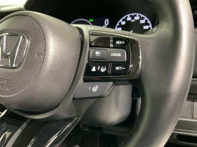 ヴェゼル e:HEVZ H SENSING新車保証 試乗車 ワンオ-ナ- 純正ナビTV Rカメラ BTオ-ディオ ETC LEDライト VSAシ-トヒ-タ- クルコン アルミ スマ-トキ- スペアキ-盗難防止装置 整備記録簿(11枚目)