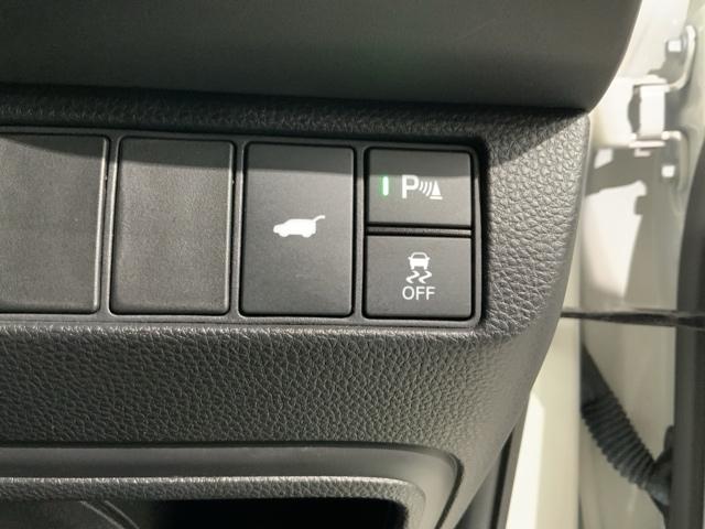 ヴェゼル e:HEVZ H SENSING新車保証 試乗車 ワンオ-ナ- 純正ナビTV Rカメラ BTオ-ディオ ETC LEDライト VSAシ-トヒ-タ- クルコン アルミ スマ-トキ- スペアキ-盗難防止装置 整備記録簿(13枚目)