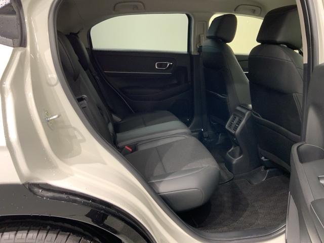 ヴェゼル e:HEVZ H SENSING新車保証 試乗車 ワンオ-ナ- 純正ナビTV Rカメラ BTオ-ディオ ETC LEDライト VSAシ-トヒ-タ- クルコン アルミ スマ-トキ- スペアキ-盗難防止装置 整備記録簿(18枚目)