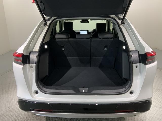 ヴェゼル e:HEVZ H SENSING新車保証 試乗車 ワンオ-ナ- 純正ナビTV Rカメラ BTオ-ディオ ETC LEDライト VSAシ-トヒ-タ- クルコン アルミ スマ-トキ- スペアキ-盗難防止装置 整備記録簿(36枚目)