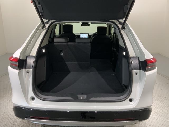 ヴェゼル e:HEVZ H SENSING新車保証 試乗車 ワンオ-ナ- 純正ナビTV Rカメラ BTオ-ディオ ETC LEDライト VSAシ-トヒ-タ- クルコン アルミ スマ-トキ- スペアキ-盗難防止装置 整備記録簿(37枚目)