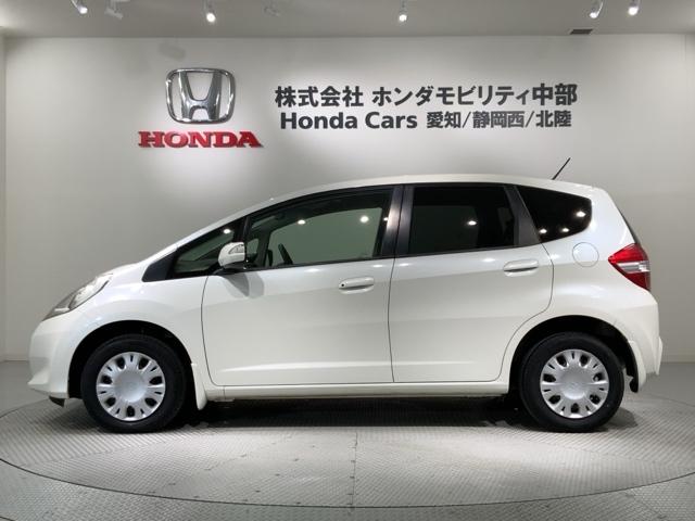 フィット Ｇスマートセレクション　１年保証　ワンオ－ナ－　ナビＶＸＭ－１１８ＶＳ　ＴＶ　Ｒカメラ　音楽機器接続　ＤＶＤ　ＥＴＣ　スマ－トキ－　スペアキ－　盗難防止装置　整備記録簿　Ｗエアバッグ　エアコン　エアバック　Ｗエアーバック（47枚目）