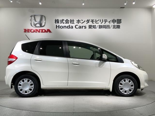フィット Ｇスマートセレクション　１年保証　ワンオ－ナ－　ナビＶＸＭ－１１８ＶＳ　ＴＶ　Ｒカメラ　音楽機器接続　ＤＶＤ　ＥＴＣ　スマ－トキ－　スペアキ－　盗難防止装置　整備記録簿　Ｗエアバッグ　エアコン　エアバック　Ｗエアーバック（51枚目）