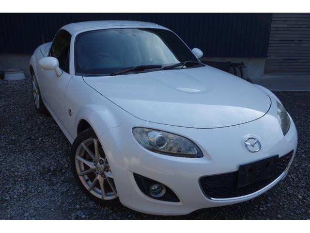 ロードスター ＲＳ　ＲＨＴ　レザーパッケージ　６ＭＴ　電動リトラクタブルハードトップ　スマートキー　サイドドアトリムアームレストソフトパッド　本革シート（ブラック）センターコンソールリッドソフトパッド　シートヒーター（温度５段調整機能付）（22枚目）