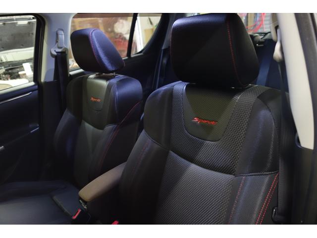 ���X�ɂ́A�X�|�[�c�J�[�ɑ΂��郁���e�i���X�E�`���[�j���O�̃m�E�n�E��������܂��̂ŁA���C�y�ɂ��\���t���������B�S�͂ł��ꂩ��̃J�[���C�t�̃T�|�[�g�������Ē����܂��B