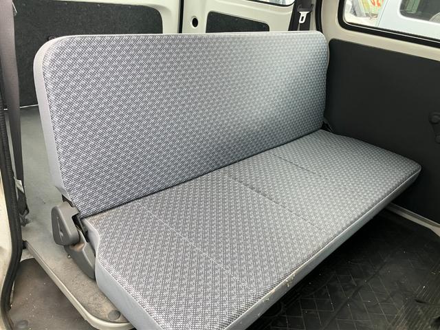 ハイゼットカーゴ スペシャル　ハイルーフ　５速マニュアル　両側スライドドア（10枚目）