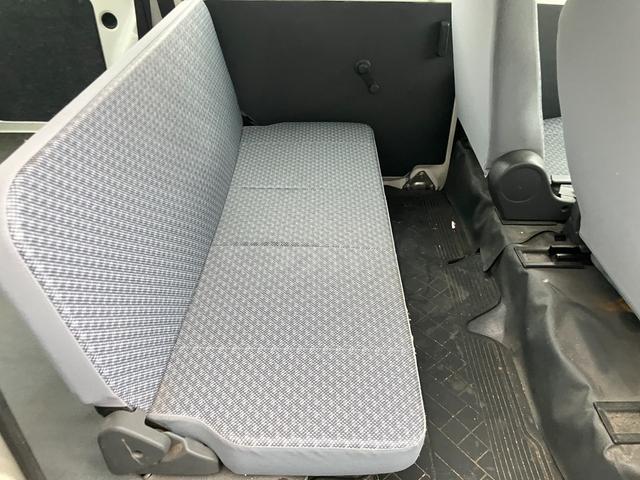 ハイゼットカーゴ スペシャル　ハイルーフ　５速マニュアル　両側スライドドア（11枚目）