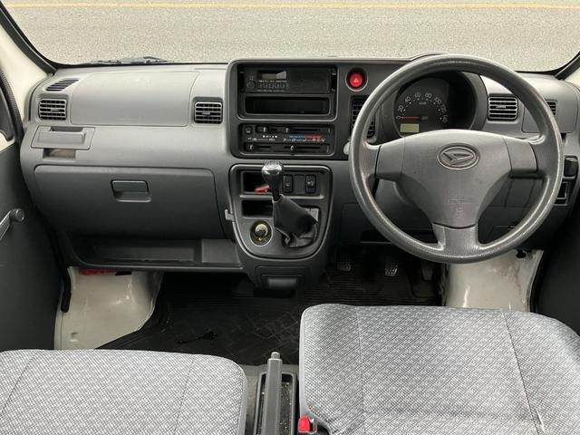 ハイゼットカーゴ スペシャル　ハイルーフ　５速マニュアル　両側スライドドア（13枚目）