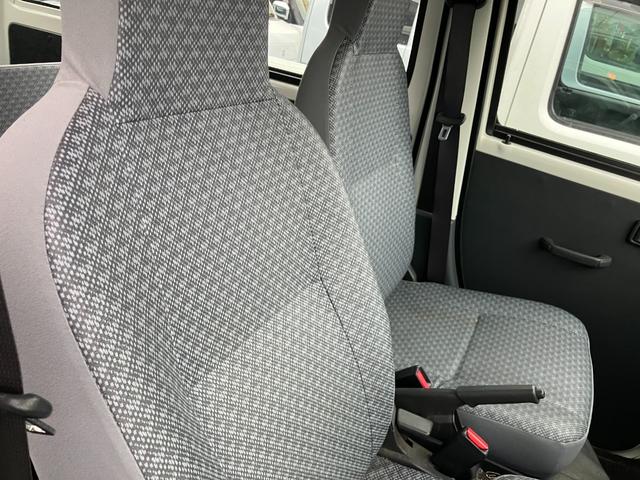 ハイゼットカーゴ スペシャル　ハイルーフ　５速マニュアル　両側スライドドア（16枚目）