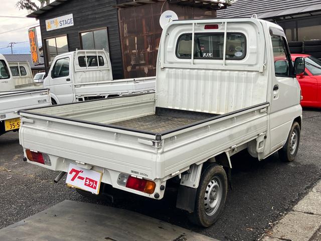 クリッパートラック ＳＤ　パートタイム４ＷＤ　三方開　オートマ　ＣＤ　ＥＴＣ　エアコン／パワステ無し（4枚目）