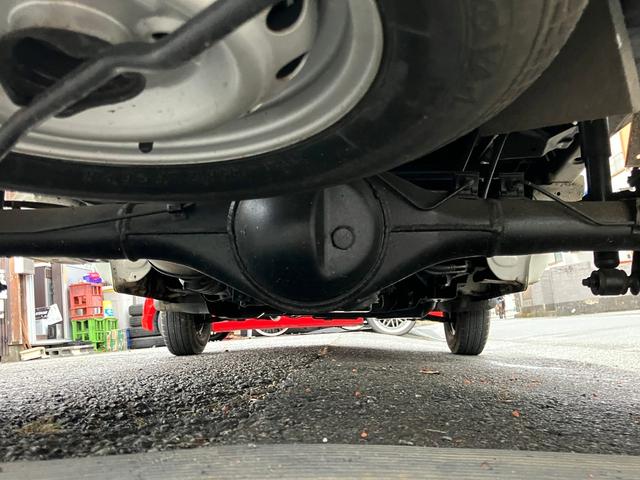 クリッパートラック ＳＤ　パートタイム４ＷＤ　三方開　オートマ　ＣＤ　ＥＴＣ　エアコン／パワステ無し（7枚目）