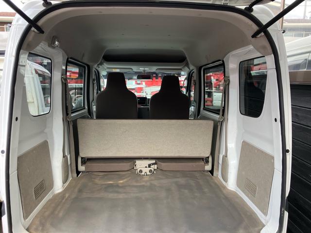 エブリイ ＰＡリミテッド　オートマ　エアコン　パワーステアリング　ドアバイザー　フロアゴムマット　キーレス　箱バン　タイヤ４本新品交換（17枚目）