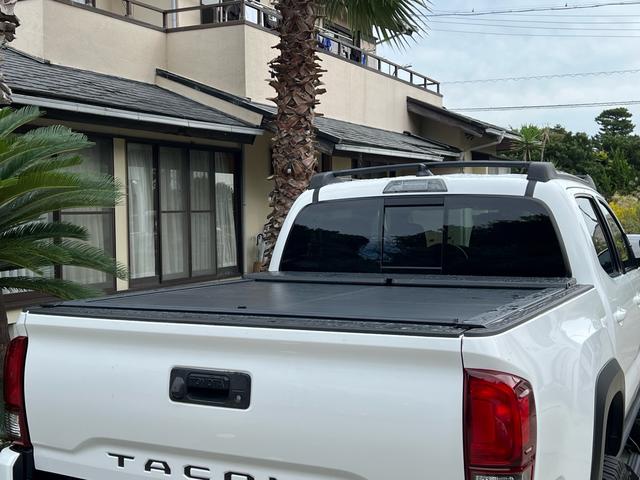 タコマ ダブルキャブ TRDパッケージ 新車並行 4WD 6inBDSリフトアップ YOKOHAMA A/T 4Runner純正ホイール トノカバー フロントグリル KICKERスピーカー ETC カメラ 禁煙車(23枚目)