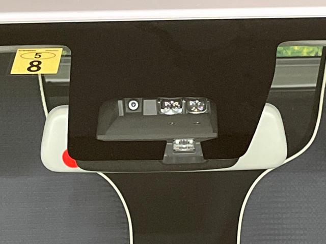 L 衝突軽減ブレーキ 禁煙車 踏み間違い防止 コーナーセンサー 車線逸脱警報 先行発進お知らせ機能 ハイビームアシスト オートライト CD再生 盗難防止装置 プライバシーガラス 横滑り防止装置(3枚目)