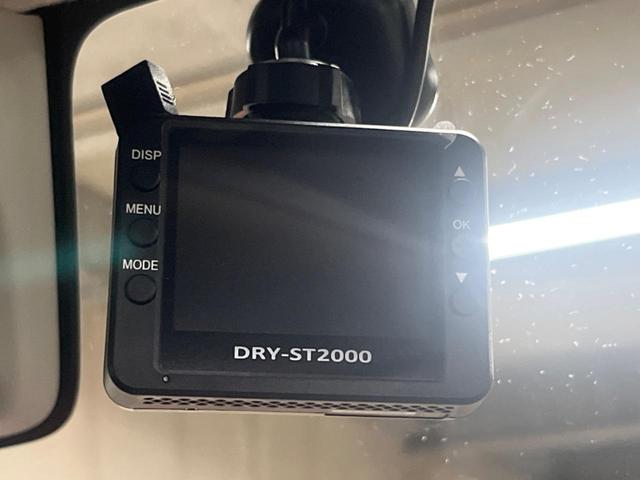 Jスタイル セーフティサポート 禁煙車 シートヒーター SDナビ ドライブレコーダー スマートキー オートエアコン オートライト ステアリングリモコン アイドリングストップ プライバシーガラス(6枚目)