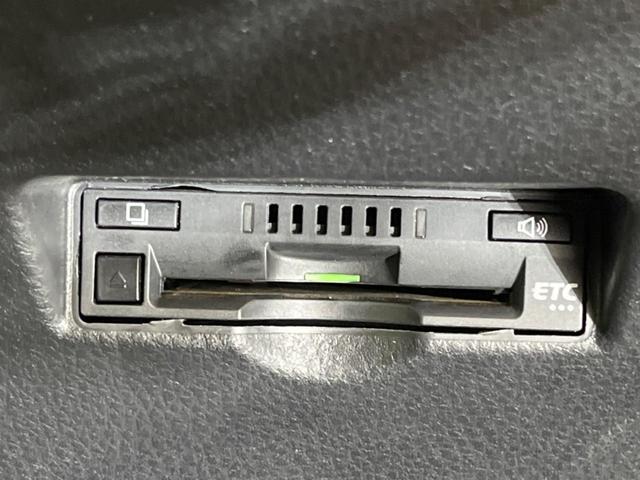 G トヨタセーフティセンス 純正9インチナビ バックカメラ レーダークルーズコントロール ブラインドスポットモニター ETC シートヒーター オートハイビーム 電動パーキング オートライト(7枚目)