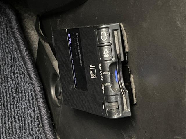 Ｇ　ジャストセレクション　電動スライドドア　禁煙車　バックカメラ　ＥＴＣ　Ｂｌｕｅｔｏｏｔｈ再生　ディスプレイオーディオ　ＨＩＤヘッドライト　盗難防止装置　プライバシーガラス　衝突安全ボディ　　オートライト　ドアバイザー(6枚目)