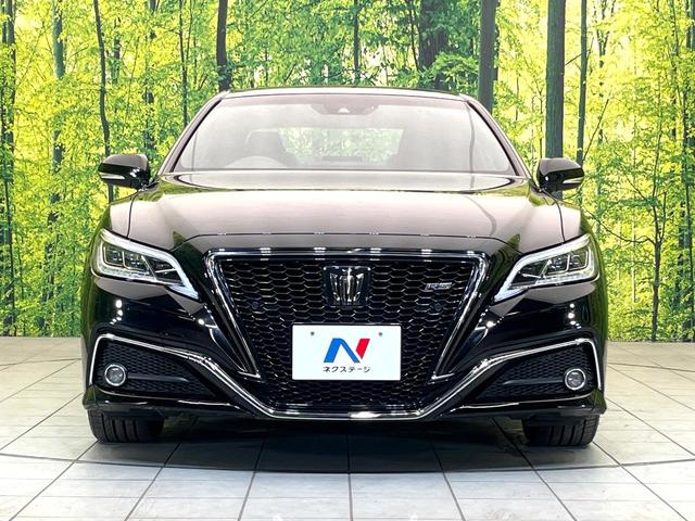 クラウン ＲＳ　禁煙車　メーカナビ　セーフティセンス　レーダークルーズコントロール　バックモニター　ＥＴＣ　Ｂｌｕｅｔｏｏｔｈ　シートヒーター　ＬＥＤヘッドライト　ＬＥＤフォグライト　パワーシート　スマートキー（14枚目）