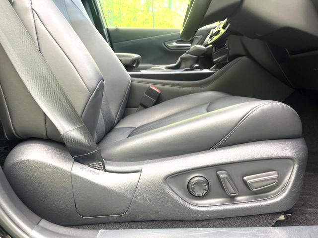 クラウン ＲＳ　禁煙車　メーカナビ　セーフティセンス　レーダークルーズコントロール　バックモニター　ＥＴＣ　Ｂｌｕｅｔｏｏｔｈ　シートヒーター　ＬＥＤヘッドライト　ＬＥＤフォグライト　パワーシート　スマートキー（39枚目）