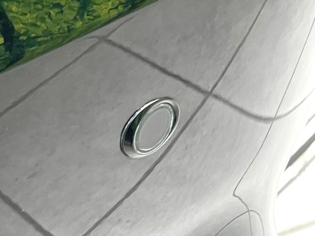 クラウン ＲＳ　禁煙車　メーカナビ　セーフティセンス　レーダークルーズコントロール　バックモニター　ＥＴＣ　Ｂｌｕｅｔｏｏｔｈ　シートヒーター　ＬＥＤヘッドライト　ＬＥＤフォグライト　パワーシート　スマートキー（53枚目）