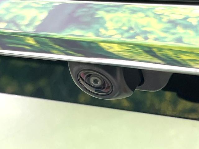 クラウン ＲＳ　禁煙車　メーカナビ　セーフティセンス　レーダークルーズコントロール　バックモニター　ＥＴＣ　Ｂｌｕｅｔｏｏｔｈ　シートヒーター　ＬＥＤヘッドライト　ＬＥＤフォグライト　パワーシート　スマートキー（54枚目）
