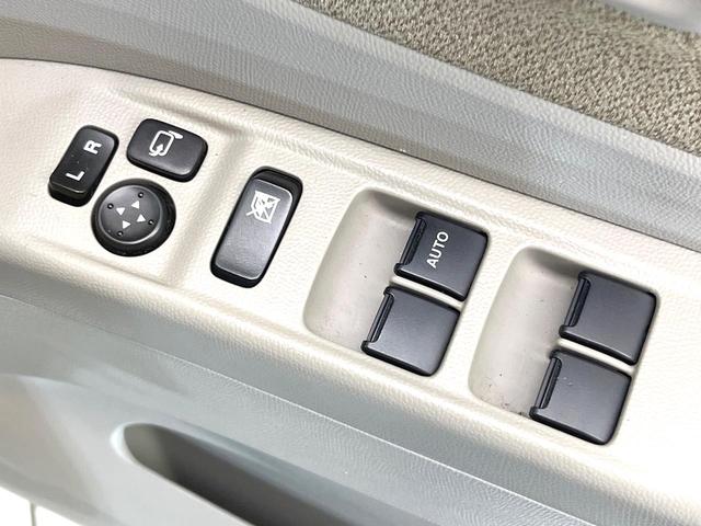 パレット X 禁煙車 電動スライドドア オーディオ スマートキー オートエアコン 電動格納ミラー CD シートアンダーボックス ベンチシート モケットシート 盗難防止システム 衝突安全ボディ ヘッドライトレベライザ(7枚目)