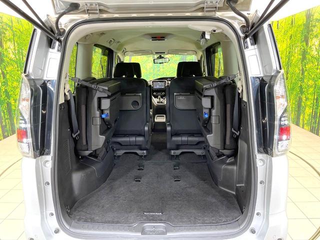 セレナ ｅ－パワー　ハイウェイスターＶ　禁煙車　純正９型ナビ　アラウンドビューモニター　エマブレ　プロパイロット　デジタルミラー　両側パワスラ　シートヒーター　ステアリングヒーター　ドラレコ　ＥＴＣ　リアオートエアコン　オートライト（11枚目）
