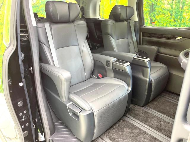 アルファード ２．５Ｓ　Ｃパッケージ　禁煙車　純正９型ナビ　サンルーフ　モデリスタエアロ　シグネチャーイルミブレード　後席モニター　ＢＳＭ　デジタルミラー　セーフティセンス　レーダークルーズ　両側パワスラ　パワーバックドア　オットマン（9枚目）