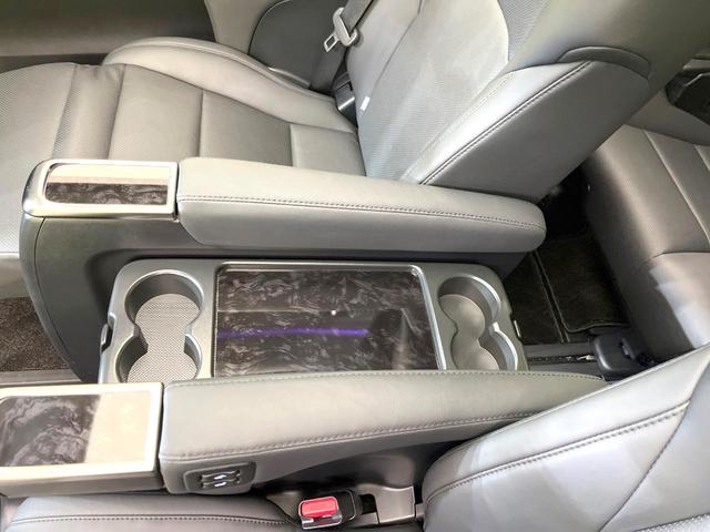 アルファード ２．５Ｓ　Ｃパッケージ　禁煙車　純正９型ナビ　サンルーフ　モデリスタエアロ　シグネチャーイルミブレード　後席モニター　ＢＳＭ　デジタルミラー　セーフティセンス　レーダークルーズ　両側パワスラ　パワーバックドア　オットマン（62枚目）