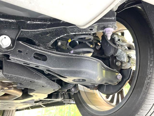 プリウス Ｚ　禁煙車　純正１２．３型ディスプレイ　パノラマルーフ　モデリスタエアロ　パノラミックビューモニター　セーフティセンス　ＢＳＭ　レーダークルーズ　ステアリングヒーター　ＥＴＣ　パワーバックドア（20枚目）