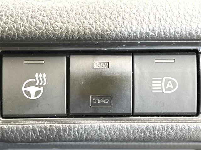 プリウス Ｚ　禁煙車　純正１２．３型ディスプレイ　パノラマルーフ　モデリスタエアロ　パノラミックビューモニター　セーフティセンス　ＢＳＭ　レーダークルーズ　ステアリングヒーター　ＥＴＣ　パワーバックドア（26枚目）