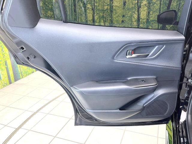プリウス Ｚ　禁煙車　純正１２．３型ディスプレイ　パノラマルーフ　モデリスタエアロ　パノラミックビューモニター　セーフティセンス　ＢＳＭ　レーダークルーズ　ステアリングヒーター　ＥＴＣ　パワーバックドア（41枚目）