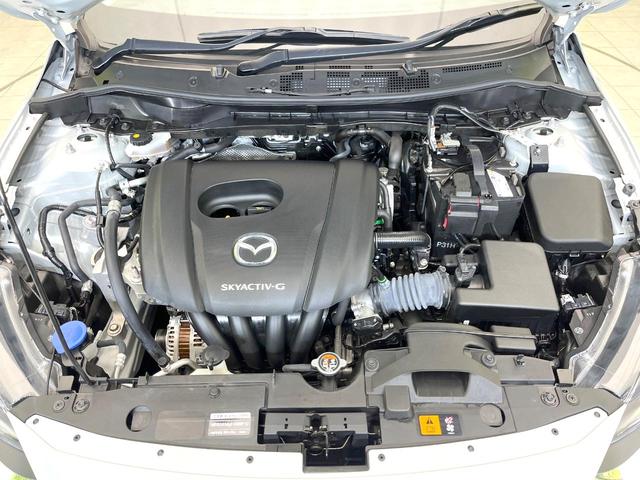 ＭＡＺＤＡ２ １５Ｓ　禁煙車　マツダコネクト　スマートシティブレーキ　ＥＴＣ　ＬＥＤヘッド　オートライト　スマートキー　Ｂｌｕｅｔｏｏｔｈ　電動格納ミラー　シートリフター　リア分割可倒式シート　アイドリングストップ（18枚目）