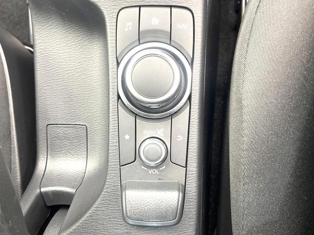 ＭＡＺＤＡ２ １５Ｓ　禁煙車　マツダコネクト　スマートシティブレーキ　ＥＴＣ　ＬＥＤヘッド　オートライト　スマートキー　Ｂｌｕｅｔｏｏｔｈ　電動格納ミラー　シートリフター　リア分割可倒式シート　アイドリングストップ（46枚目）