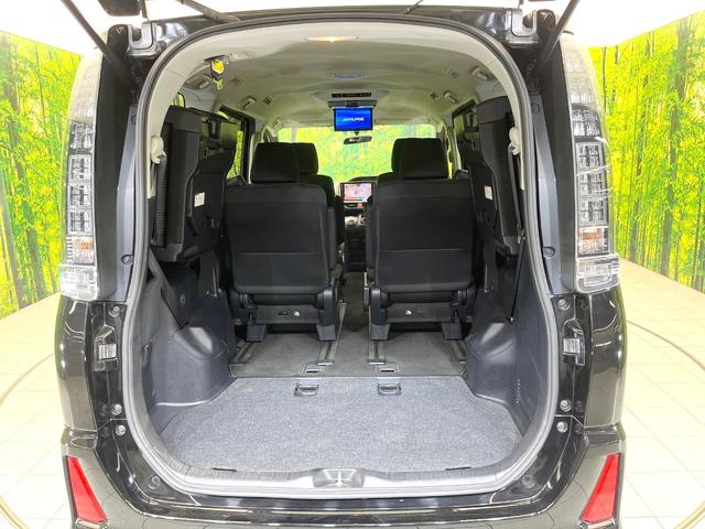 ヴォクシー ＺＳ　禁煙車　ＢＩＧＸ１０型ナビ　フリップダウンモニター　両側パワスラ　バックモニター　リアオートエアコン　オートエアコン　ＥＴＣ　スマートキー　オートライト　ＬＥＤヘッド　サンシェード　シートリフター（11枚目）